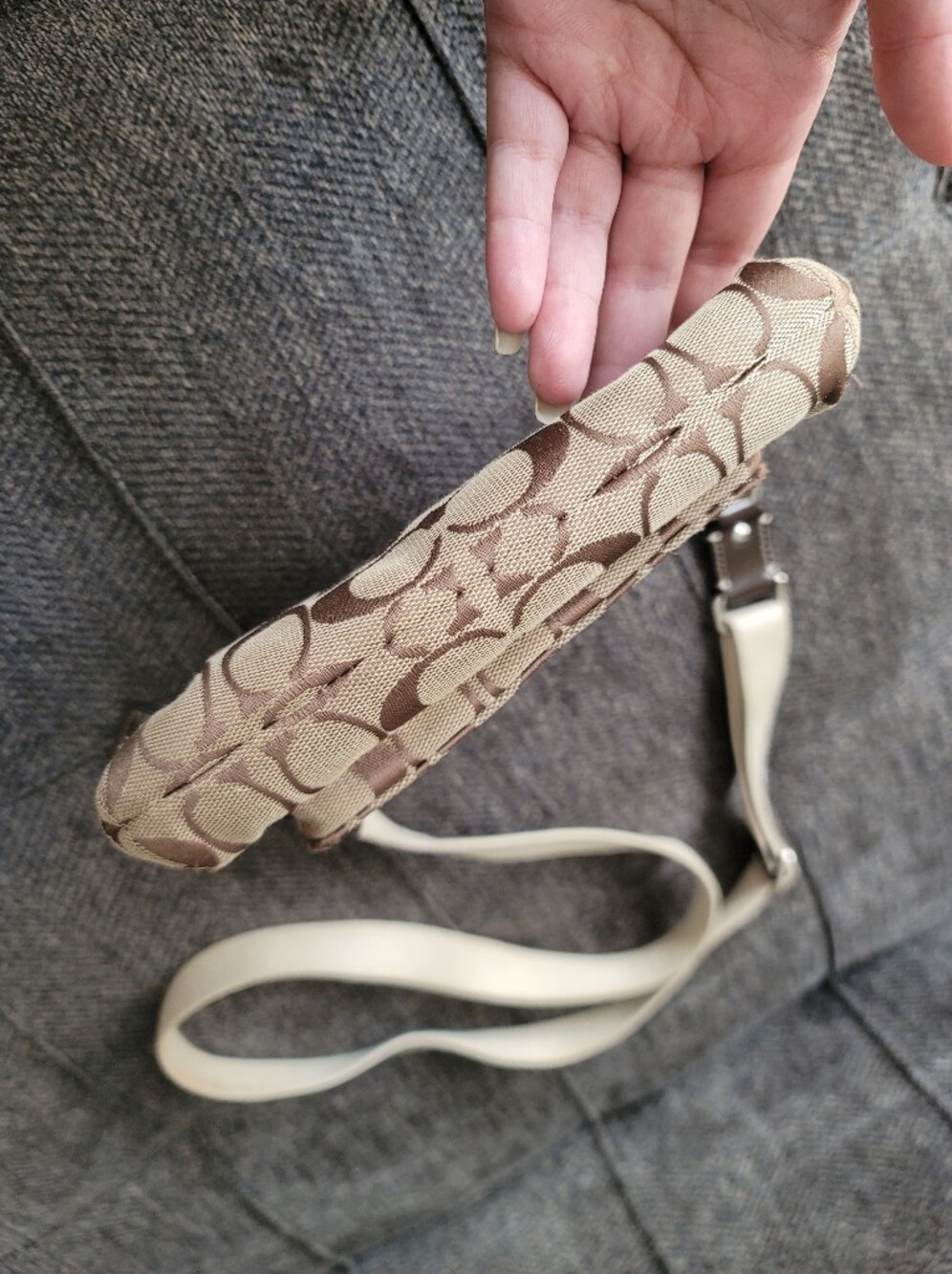 Coach Penelope Classic Khaki Crossbody Y2K Era - Picture 10 of 13